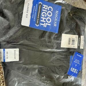 NWT men’s Haggar dress pants. 1 black pair Size 40x32.